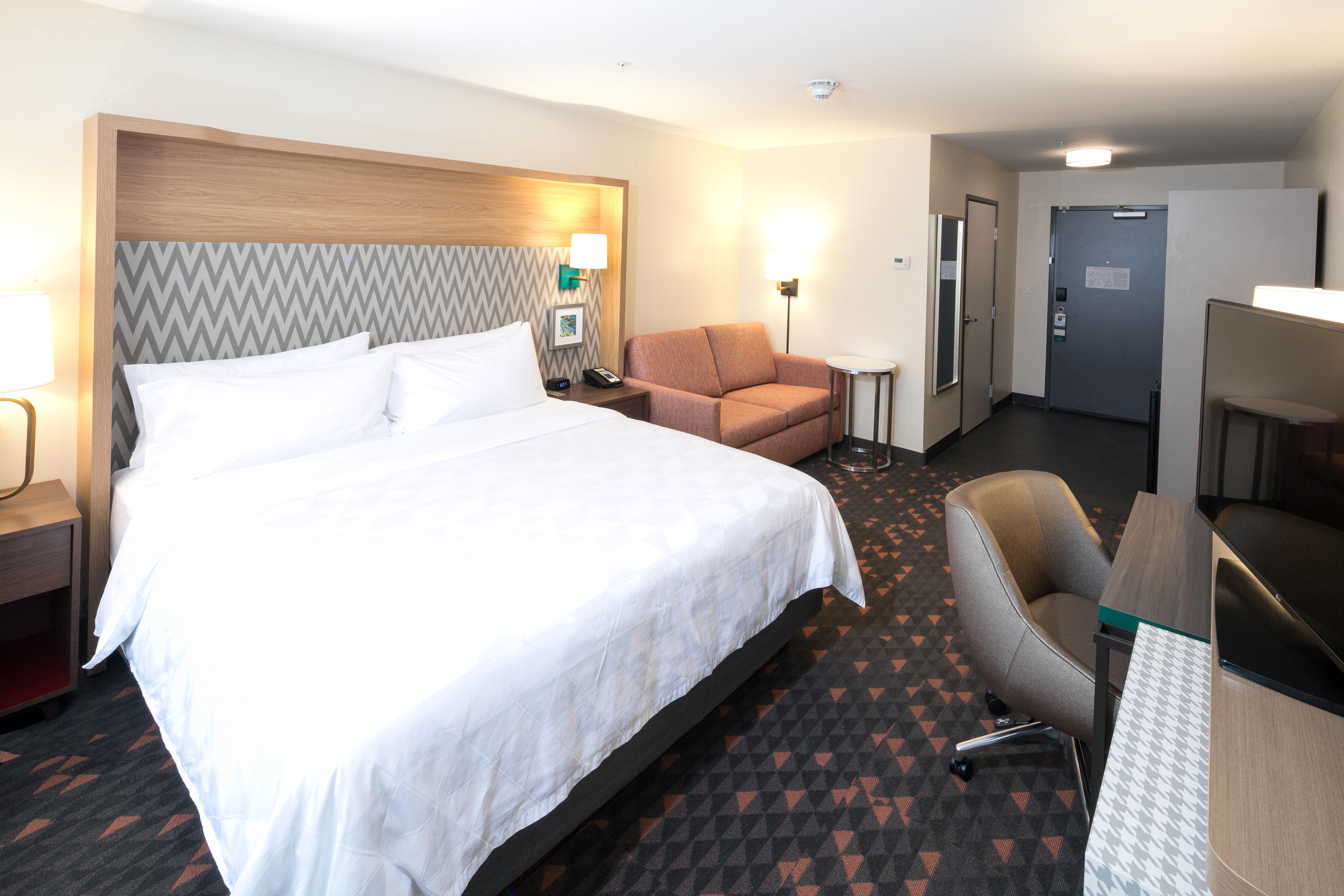 Holiday Inn Hotel & Suites - Mount Pleasant By Ihg Buitenkant foto